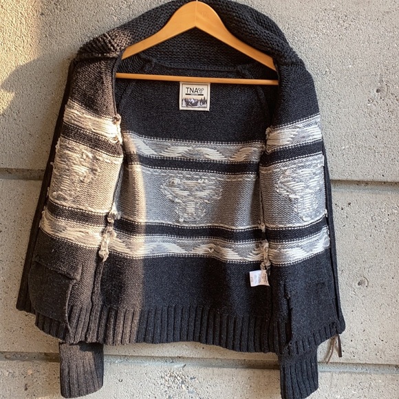 Aritzia TNA Lambswool Zip Up Sweater - Picture 5 of 15